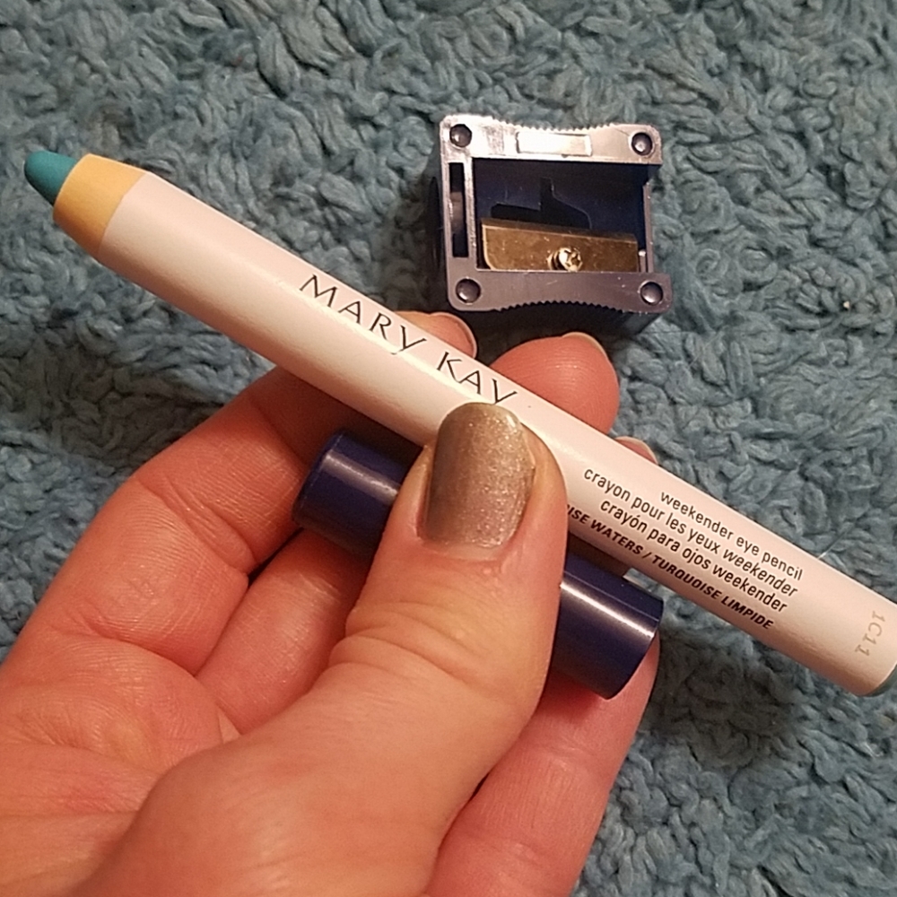 🎀Mary kay eye pencil 5/$10